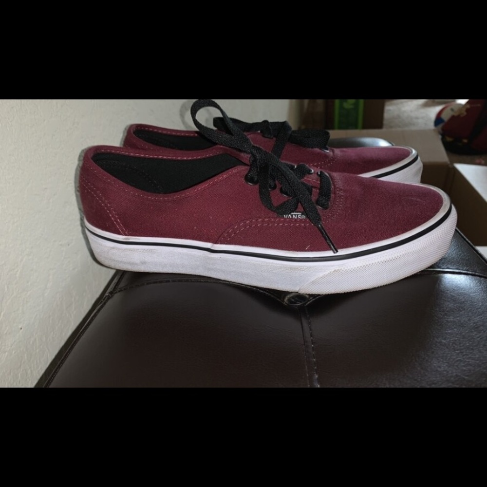 Vans - Picture 3 of 3